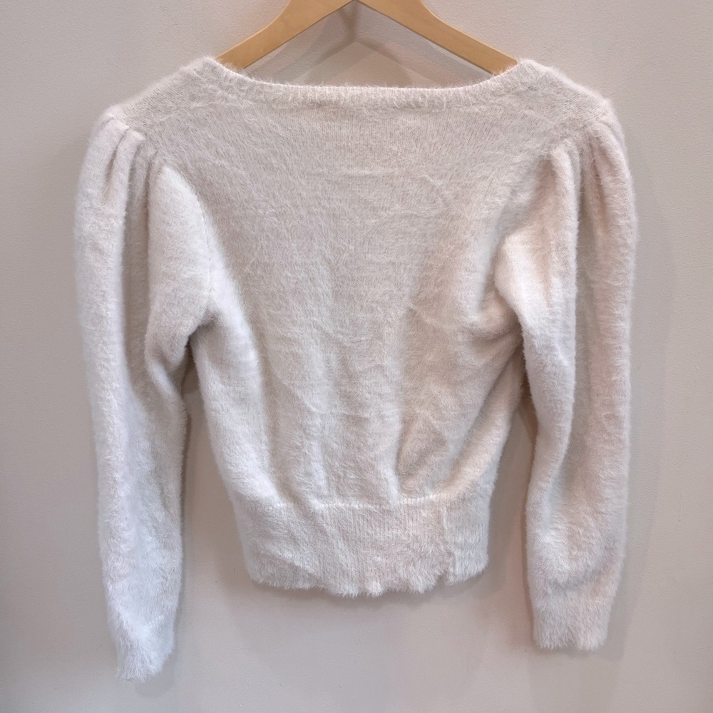 Astr The Label Y2k Style White Fuzzy Sweater - image 2